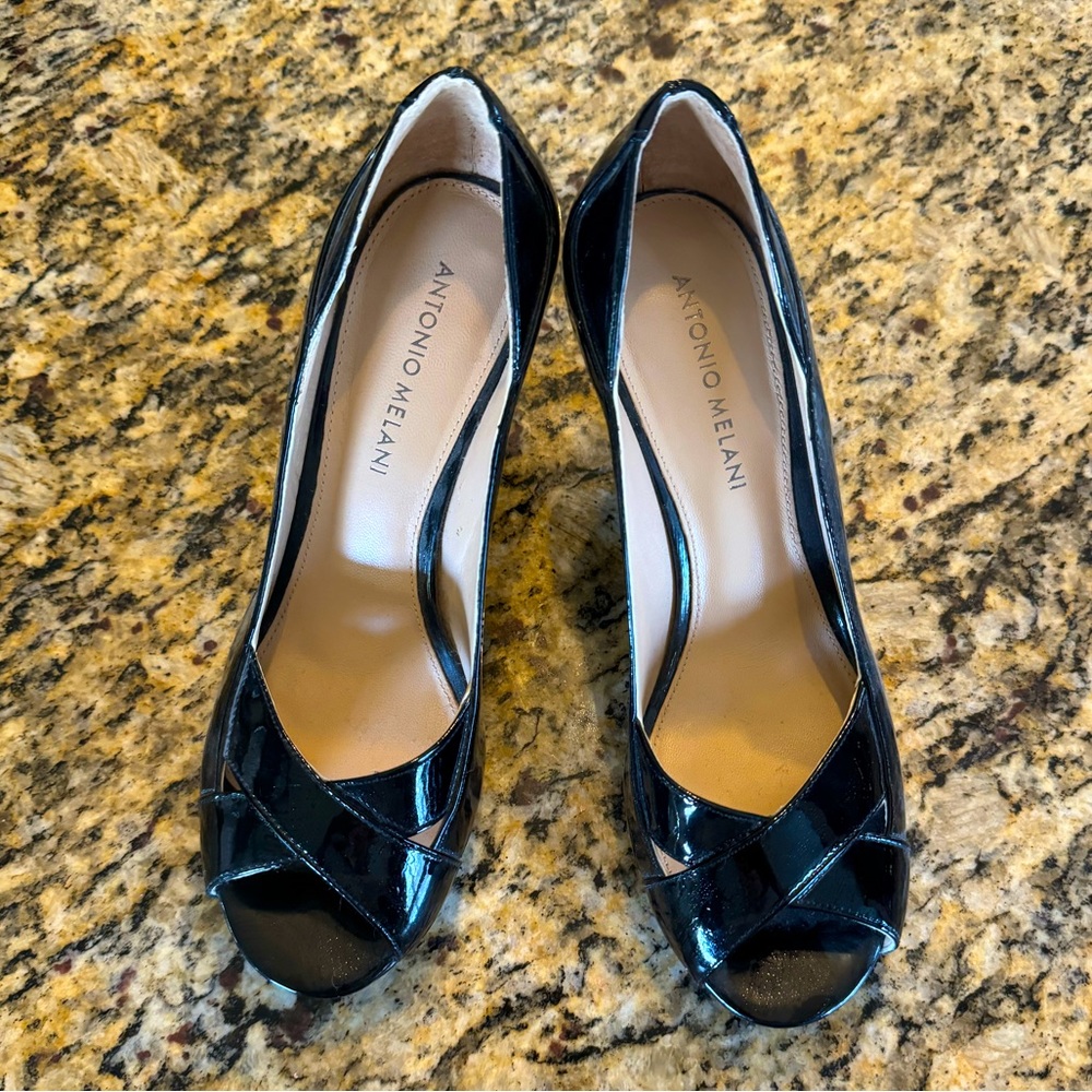 ANTONIO MELANI BLACK PUMPS